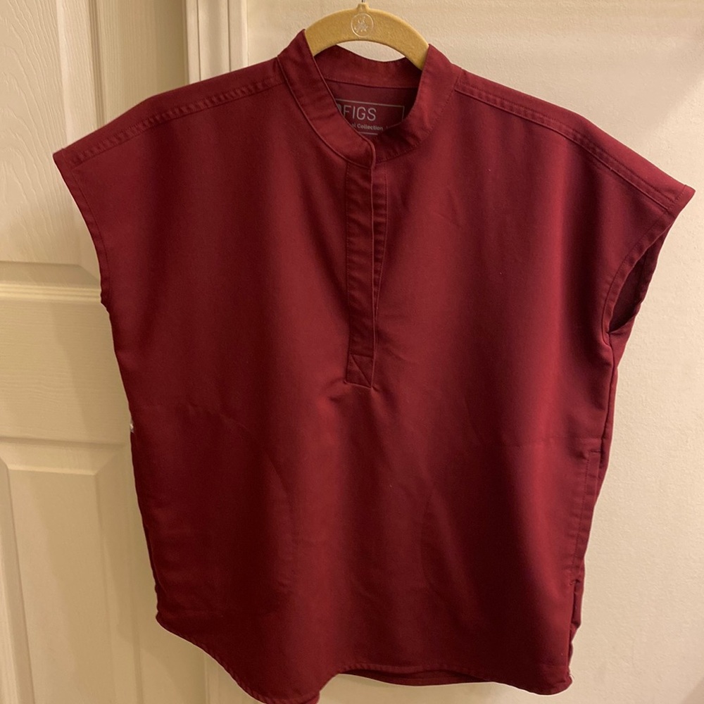 Well loved Figs scrubs